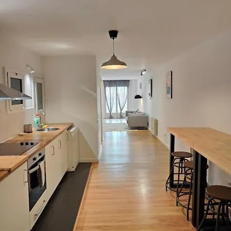 Cute Sant Adria Apartment